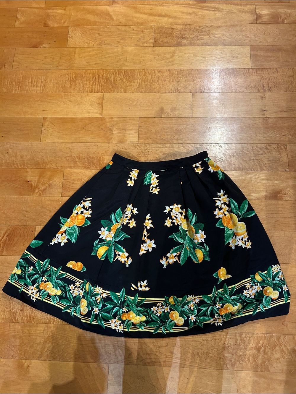 eva mendes for New York & Company Black Citrus Floral Midi Skirt